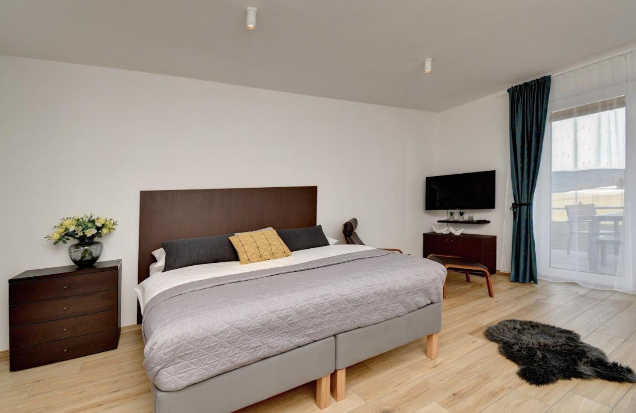 Apartman Lipno - Dve Zatoky 弗林布尔克 外观 照片